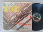 LP THE BEATLES - PLEASE PLEASE ME // CAPA CONFORME FOTOS // DISCO EM MUITO BOM ESTADO // PODE CONTER RISCOS QUE CAUSAM CHIADOS, RUÍDOS OU PULOS