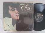 LP ELVIS PRESLEY - HE WALKS BESIDE ME... // CAPA CONFORME FOTOS // DISCO EM MUITO BOM ESTADO // PODE CONTER RISCOS QUE CAUSAM CHIADOS, RUÍDOS OU PULOS