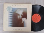 LP VANGELIS - THEMES CAPA DUPLA // CAPA CONFORME FOTOS // DISCO EM MUITO BOM ESTADO // PODE CONTER RISCOS QUE CAUSAM CHIADOS, RUÍDOS OU PULOS