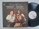 LP YEHUDI MENUHIN & RAVI SHANKAR - WEST MEETS EAST // CAPA CONFORME FOTOS // DISCO EM MUITO BOM ESTADO // PODE CONTER RISCOS QUE CAUSAM CHIADOS, RUÍDOS OU PULOS