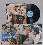 LP SIVUCA - FORRÓ E FREVO C/ ENCARTE // CAPA CONFORME FOTOS // DISCO EM MUITO BOM ESTADO // PODE CONTER RISCOS QUE CAUSAM CHIADOS, RUÍDOS OU PULOS