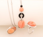 Belíssimo e delicado conjunto estilo art. deco Italiano em ouro branco 750 contrastado com cabochons