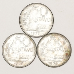 Numismática, BRASIL. Três Moedas Nacionais Antigas 50 Centavos