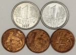 Numismática, Brasil. Lote com 5 moedas de 1 centavo ano 1994, com data vazada no reverso, anos 1997 e 2002, 2003 e 2004, já escassas.