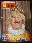 Revista Manchete Nº 353 (24/01/1959) - Capa Especial de Carnaval (Rei Momo) - Destaque de Capa: Edição comemorativa sobre o Carnaval com a icônica figura do Rei Momo e a chamada "Momo já tomou posse". Apresenta desgastes naturais nas bordas e pequenas perdas de papel na lombada e margens devido ao tempo. Há inscrições à caneta na parte superior esquerda do cabeçalho da revista (anotações de época de distribuição/banca). Páginas internas preservadas.