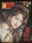 Revista Manchete (29/12/1962) - Gilda Lopes / Garrincha / JK-JFK-Jango - Destaque de Capa: Retrato em close da artista Gilda Lopes, com a chamada "Gilda Lopes, a cantora revelação de 62". Marcas normais de manuseio e envelhecimento natural do papel nas bordas. Apresenta pequenas rasuras a caneta na folha de rosto (marcas de distribuição/banca da época) no canto inferior esquerdo e acima do logotipo. Desgastes leves nas extremidades e lombada.