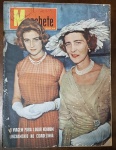 Revista Manchete Nº 362 (28 de Março de 1959) - Capa Social / Linchamento na Cidadezinha -  O exemplar destaca o forte contraste entre a alta sociedade da época e o jornalismo investigativo de acontecimentos marcantes do final dos anos 50. Capa: Superfície conservada, cores bem preservadas e poucos sinais de desgaste. Apresenta as habituais anotações à caneta de arquivo/controle no canto superior direito (próximo ao logotipo).Estrutura: Margens bem alinhadas, miolo íntegro e lombada firme.