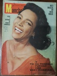 Revista Manchete Nº 434 (13 de Agosto de 1960) - Dorothy Dandridge / Baby Pignatari / Miss Brasília - Um exemplar fantástico para colecionadores, que registra o glamour do cinema clássico de Hollywood, as badalações da alta sociedade brasileira e os primeiros meses da nova capital federal. Capa: Apresenta excelente nitidez e cores muito bem preservadas no retrato principal. Contém marcas normais e leves de manuseio nas bordas externas, dois pequenos furos discretos na margem esquerda (próximos à lombada) e as habituais anotações de arquivo à caneta com carimbo de data ("13-8-60") no canto superior direito.