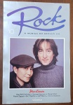 Revista Rock A Música do Século XX Nº 10 (Anos 80)  John Lennon, Yoko Ono e Novos Baianos  Rio Gráfica A capa estampa uma emocionante e célebre fotografia de John Lennon e Yoko Ono, clicada no final dos anos 70/início de 1980.