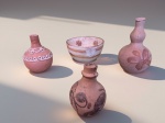 Arte Popular - Lote, constando 4 peças em barro cozido, sendo: 3 Moringas e um bowl. Med.: 16 x 12 à 26 x 14 cm.