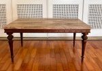 Mesa de centro no estilo francês, confeccionada em jacarandá , ricamente torneado com tampo em mármore vesper. Med.: 47 x 1.00 x 50 cm. Retirada em Icaraí - Niterói, mediante agendamento prévio.