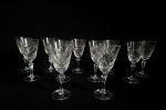 STRAUSS - H. STERN - Lote com 11 taças para vinho tinto em cristal translucido, lapidação no padrão losango. Med.: 17.5 cm.