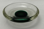 Centro de mesa em vidro Murano translucido e verde. Medindo: 5 x 15 cm.