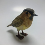MINIATURA PÁSSARO - Brinquedo miniatura de pássaro, feito de plástico rígido de alta qualidade, que canta quando chacoalha, medindo cerca de 6 cm . Em excelente estado de conservação, mas sem garantia futura. ATENÇÃO! Produto sendo vendido no estado conforme fotos. Testado ou não, diz respeito apenas no momento da catalogação. Questione todas as suas dúvidas antes de efetuar os lances, eles são IRREVOGÁVEIS e IRRETRATÁVEIS! Se necessário, solicitar mais fotos, vídeos ou perguntas para análise via e-mail contato.antig@gmail.com. Grato pelo contato.
