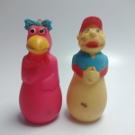 TV CULTURA TURMA DO COCORICÓ -  Brinquedo bonecos dos personagens Julio e Lilica em vinil. ATENÇÃO! Produto sendo vendido no estado conforme fotos. Testado ou não, diz respeito apenas no momento da catalogação. Questione todas as suas dúvidas antes de efetuar os lances, eles são IRREVOGÁVEIS e IRRETRATÁVEIS! Se necessário, solicitar mais fotos, vídeos ou perguntas para análise via e-mail contato.antig@gmail.com. Grato pelo contato.