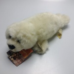 WWF FOCA POLAR DE PELÚCIA - Foca polar de pelúcia.. ATENÇÃO! Produto sendo vendido no estado conforme fotos. Testado ou não, diz respeito apenas no momento da catalogação. Questione todas as suas dúvidas antes de efetuar os lances, eles são IRREVOGÁVEIS e IRRETRATÁVEIS! Se necessário, solicitar mais fotos, vídeos ou perguntas para análise via e-mail contato.antig@gmail.com. Grato pelo contato.