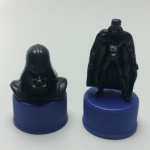 PEPSI DARTH VADER STAR WARS - Brinquedo miniatura colecionável  personagem Darth Vader, medindo cerca de 6 cm. Em excelente estado de conservação, mas sem garantia futura. ATENÇÃO! Produto sendo vendido no estado conforme fotos. Testado ou não, diz respeito apenas no momento da catalogação. Questione todas as suas dúvidas antes de efetuar os lances, eles são IRREVOGÁVEIS e IRRETRATÁVEIS! Se necessário, solicitar mais fotos, vídeos ou perguntas para análise via e-mail contato.antig@gmail.com. Grato pelo contato.