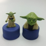 PEPSI YODA STAR WARS - Brinquedo miniatura colecionável  personagem Yoda, medindo cerca de 6 cm. Em excelente estado de conservação, mas sem garantia futura. ATENÇÃO! Produto sendo vendido no estado conforme fotos. Testado ou não, diz respeito apenas no momento da catalogação. Questione todas as suas dúvidas antes de efetuar os lances, eles são IRREVOGÁVEIS e IRRETRATÁVEIS! Se necessário, solicitar mais fotos, vídeos ou perguntas para análise via e-mail contato.antig@gmail.com. Grato pelo contato.