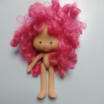 ESTRELA MORANGUINHO - Brinquedo boneca da coleção Moranguinho. ATENÇÃO! Produto sendo vendido no estado conforme fotos. Testado ou não, diz respeito apenas no momento da catalogação. Questione todas as suas dúvidas antes de efetuar os lances, eles são IRREVOGÁVEIS e IRRETRATÁVEIS! Se necessário, solicitar mais fotos, vídeos ou perguntas para análise via e-mail contato.antig@gmail.com. Grato pelo contato.
