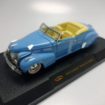 SIGNATURE MODELS 1940 CADILLAC SERIES 62 SEDAN 1:24  - ATENÇÃO! Produto sendo vendido no estado conforme fotos. Testado ou não, diz respeito apenas no momento da catalogação. Questione todas as suas dúvidas antes de efetuar os lances, eles são IRREVOGÁVEIS e IRRETRATÁVEIS! Se necessário, solicitar mais fotos, vídeos ou perguntas para análise via e-mail contato.antig@gmail.com. Grato pelo contato