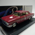 MAISTO 1964 FORD FAIRLANE THUNDERBOLT 1:24  - ATENÇÃO! Produto sendo vendido no estado conforme fotos. Testado ou não, diz respeito apenas no momento da catalogação. Questione todas as suas dúvidas antes de efetuar os lances, eles são IRREVOGÁVEIS e IRRETRATÁVEIS! Se necessário, solicitar mais fotos, vídeos ou perguntas para análise via e-mail contato.antig@gmail.com. Grato pelo contato