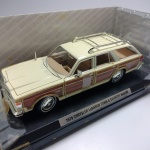 MOTOR MAX 1979 CHRYSLER LEBARON TOWN & COUNTRY WAGON 1:24  - ATENÇÃO! Produto sendo vendido no estado conforme fotos. Testado ou não, diz respeito apenas no momento da catalogação. Questione todas as suas dúvidas antes de efetuar os lances, eles são IRREVOGÁVEIS e IRRETRATÁVEIS! Se necessário, solicitar mais fotos, vídeos ou perguntas para análise via e-mail contato.antig@gmail.com. Grato pelo contato