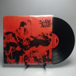 SLADE ALIVE  - Estado de conservação: CAPA- MB e MÍDIA- B. ATENÇÃO! Produto sendo vendido no estado conforme fotos. N(Novo) / MB(Muito Bom) / B(Bom) / M(Mediano) / R(Ruim). LPs podem ter pequenos riscos superficiais q possam causar chiados. Se necessário, solicitar mais fotos, vídeos ou perguntas para análise via e-mail contato.antig@gmail.com. Questione todas suas dúvidas antes de efetuar os lances, eles são IRREVOGÁVEIS e IRRETRATÁVEIS! Leia os Termos e Condições e a caixa de informações do leilão em Home no site www.antig.com.br dando ênfase nas Informações Importantes, ao efetuar o lance o arrematante concorda com Datas, Prazos e Regras da casa de leilões Antig.