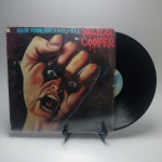 ALICE COOPER RAISE YOUR FIST AND YELL - Estado de conservação: CAPA- MB e MÍDIA - MB. ATENÇÃO! Produto sendo vendido no estado conforme fotos. N(Novo) / MB(Muito Bom) / B(Bom) / M(Mediano) / R(Ruim). LPs podem ter pequenos riscos superficiais q possam causar chiados. Se necessário, solicitar mais fotos, vídeos ou perguntas para análise via e-mail contato.antig@gmail.com. Questione todas suas dúvidas antes de efetuar os lances, eles são IRREVOGÁVEIS e IRRETRATÁVEIS! Leia os Termos e Condições e a caixa de informações do leilão em Home no site www.antig.com.br dando ênfase nas Informações Importantes, ao efetuar o lance o arrematante concorda com Datas, Prazos e Regras da casa de leilões Antig.