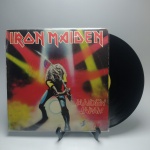 IRON MADEN MAIDEN JAPAN - Estado de conservação: CAPA- B e MÍDIA - B. ATENÇÃO! Produto sendo vendido no estado conforme fotos. N(Novo) / MB(Muito Bom) / B(Bom) / M(Mediano) / R(Ruim). LPs podem ter pequenos riscos superficiais q possam causar chiados. Se necessário, solicitar mais fotos, vídeos ou perguntas para análise via e-mail contato.antig@gmail.com. Questione todas suas dúvidas antes de efetuar os lances, eles são IRREVOGÁVEIS e IRRETRATÁVEIS! Leia os Termos e Condições e a caixa de informações do leilão em Home no site www.antig.com.br dando ênfase nas Informações Importantes, ao efetuar o lance o arrematante concorda com Datas, Prazos e Regras da casa de leilões Antig.