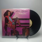 DONNA SUMMER THE WANDERER - Estado de conservação: CAPA- B e MÍDIA - MB. ATENÇÃO! Produto sendo vendido no estado conforme fotos. N(Novo) / MB(Muito Bom) / B(Bom) / M(Mediano) / R(Ruim). LPs podem ter pequenos riscos superficiais q possam causar chiados. Se necessário, solicitar mais fotos, vídeos ou perguntas para análise via e-mail contato.antig@gmail.com. Questione todas suas dúvidas antes de efetuar os lances, eles são IRREVOGÁVEIS e IRRETRATÁVEIS! Leia os Termos e Condições e a caixa de informações do leilão em Home no site www.antig.com.br dando ênfase nas Informações Importantes, ao efetuar o lance o arrematante concorda com Datas, Prazos e Regras da casa de leilões Antig.