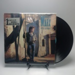 RICHARD MARX REPEAT OFFENDER - Estado de conservação: CAPA- MB e MÍDIA - MB. Com encarte. ATENÇÃO! Produto sendo vendido no estado conforme fotos. N(Novo) / MB(Muito Bom) / B(Bom) / M(Mediano) / R(Ruim). LPs podem ter pequenos riscos superficiais q possam causar chiados. Se necessário, solicitar mais fotos, vídeos ou perguntas para análise via e-mail contato.antig@gmail.com. Questione todas suas dúvidas antes de efetuar os lances, eles são IRREVOGÁVEIS e IRRETRATÁVEIS! Leia os Termos e Condições e a caixa de informações do leilão em Home no site www.antig.com.br dando ênfase nas Informações Importantes, ao efetuar o lance o arrematante concorda com Datas, Prazos e Regras da casa de leilões Antig.