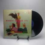 EASY WILLIAMS EASY DOES IT - Estado de conservação: CAPA- MB e MÍDIA - MB. ATENÇÃO! Produto sendo vendido no estado conforme fotos. N(Novo) / MB(Muito Bom) / B(Bom) / M(Mediano) / R(Ruim). LPs podem ter pequenos riscos superficiais q possam causar chiados. Se necessário, solicitar mais fotos, vídeos ou perguntas para análise via e-mail contato.antig@gmail.com. Questione todas suas dúvidas antes de efetuar os lances, eles são IRREVOGÁVEIS e IRRETRATÁVEIS! Leia os Termos e Condições e a caixa de informações do leilão em Home no site www.antig.com.br dando ênfase nas Informações Importantes, ao efetuar o lance o arrematante concorda com Datas, Prazos e Regras da casa de leilões Antig.