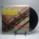 THE BEATLES PLEASE PLEASE ME - Estado de conservação: CAPA- MB e MÍDIA - MB. ATENÇÃO! Produto sendo vendido no estado conforme fotos. N(Novo) / MB(Muito Bom) / B(Bom) / M(Mediano) / R(Ruim). LPs podem ter pequenos riscos superficiais q possam causar chiados. Se necessário, solicitar mais fotos, vídeos ou perguntas para análise via e-mail contato.antig@gmail.com. Questione todas suas dúvidas antes de efetuar os lances, eles são IRREVOGÁVEIS e IRRETRATÁVEIS! Leia os Termos e Condições e a caixa de informações do leilão em Home no site www.antig.com.br dando ênfase nas Informações Importantes, ao efetuar o lance o arrematante concorda com Datas, Prazos e Regras da casa de leilões Antig.