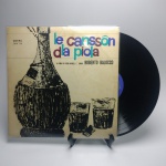 LP ROBERTO BALOCCO LE CANSSÔN DLA PIOLA - Estado de conservação: CAPA- MB e MÍDIA - MB. ATENÇÃO! Produto sendo vendido no estado conforme fotos. N(Novo) / MB(Muito Bom) / B(Bom) / M(Mediano) / R(Ruim). LPs podem ter pequenos riscos superficiais q possam causar chiados. Se necessário, solicitar mais fotos, vídeos ou perguntas para análise via e-mail contato.antig@gmail.com. Questione todas suas dúvidas antes de efetuar os lances, eles são IRREVOGÁVEIS e IRRETRATÁVEIS! Leia os Termos e Condições e a caixa de informações do leilão em Home no site www.antig.com.br dando ênfase nas Informações Importantes, ao efetuar o lance o arrematante concorda com Datas, Prazos e Regras da casa de leilões Antig.