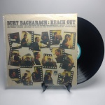 LP BURT BACHARACH REACH OUT  -  Estado de conservação: CAPA- MB e MÍDIA - MB. ATENÇÃO! Produto sendo vendido no estado conforme fotos. N(Novo) / MB(Muito Bom) / B(Bom) / M(Mediano) / R(Ruim). LPs podem ter pequenos riscos superficiais q possam causar chiados. Se necessário, solicitar mais fotos, vídeos ou perguntas para análise via e-mail contato.antig@gmail.com. Questione todas suas dúvidas antes de efetuar os lances, eles são IRREVOGÁVEIS e IRRETRATÁVEIS! Leia os Termos e Condições e a caixa de informações do leilão em Home no site www.antig.com.br dando ênfase nas Informações Importantes, ao efetuar o lance o arrematante concorda com Datas, Prazos e Regras da casa de leilões Antig.
