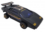 GLASSLITE - SUPER MÁQUINA (KITT) - Antiga miniatura da Super Máquina da Glasslite na década de 1980, feito em plástico, movido por fricção. Medida: 19cm. Possui ínfimos detalhes, marcas e desgastes. Adesivos parcialmente avariados e fricção necessitando manutenção.