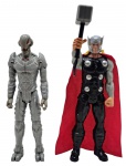 HASBRO / MARVEL - Lote com 2 figuras de ação da Marvel, sendo o Thor e Ultron, Ambos em plástico rígido, articulados, medida: 29cm. Possuem pequenas marcas de uso.