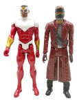HASBRO / MARVEL - Lote com 2 figuras de ação da Marvel, sendo o Falcão e Senhor das Estrelas, Ambos em plástico rígido, articulados, medida: 29cm. Possuem pequenas marcas de uso. Falcão com ausência de peças nos braços.