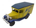LLEDO DAYS GONE - Antiga miniatura de ferro com partes plásticas da Lledo, coleção Days Gone, feito na Inglaterra nos anos 80. Escala 1:50 / 1:64 (box scale).  Retrata carro da Michelin. Pode conter ínfimas marcas.