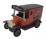 LLEDO DAYS GONE - Antiga miniatura de ferro com partes plásticas da Lledo, coleção Days Gone, feito na Inglaterra nos anos 80. Escala 1:50 / 1:64 (box scale). Retrata carro da Lea & Perrins Sauce. Pode conter ínfimas marcas.