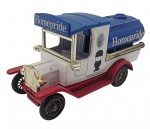 LLEDO DAYS GONE - Antiga miniatura de ferro com partes plásticas da Lledo, coleção Days Gone, feito na Inglaterra nos anos 80. Escala 1:50 / 1:64 (box scale). Retrata carro da Homepride Foods Limited.. Pode conter ínfimas marcas.