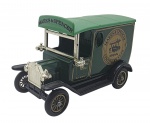 LLEDO - Antiga miniatura de ferro com partes plásticas da Lledo, coleção Days Gone, feito na Inglaterra nos anos 80. Escala 1:50 / 1:64 (box scale). Retrata carro da Marks & Spencer. Pode conter ínfimas marcas.
