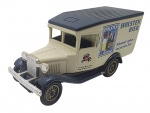 LLEDO - Antiga miniatura de ferro com partes plásticas da Lledo, coleção Days Gone, feito na Inglaterra nos anos 80. Escala 1:50 / 1:64 (box scale). Retrata carro Holstein Bier. Pode conter ínfimas marcas.