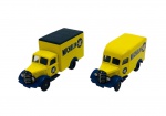 CORGI - MICHELIN - Lote com 2 miniaturas de ferro com partes plásticas com propaganda da Michelin. Modelo BEDFORD 3CWT VAN. Medida: 10cm aproximadamente cada. Pode conter ínfimas marcas.