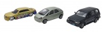 MAISTO / BURAGO / ROAD SIGNATURE - Lote com 3 miniaturas feitas de ferro com partes plásticas, rodas móveis. Escala 1:43. Modelos: CITROEN XSARA PICASSO, CHRYSLER 300 HEMI e TOYOTA LAND CRUISER VXR. Podem conter ínfimos desgastes e marcas.