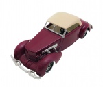 MATCHBOX - MODELS OF YESTERYEAR - CORD MODEL 812 1937, feito na Inglaterra, em metal e partes plásticas, escala 1:55 e 1:46. Ano: 1978. Pode conter ínfimas marcas e desgastes.