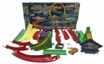 HOMEPLAY - SUPER PISTA - EXTREMO DESAFIO - Conjunto de pista de carrinhos da Homeplay com tema Super Pista e Extremo Desafio, feita de plástico, adequado para crianças. Não testada, caixa com marcas de fita adesiva e pequenos amassados. Pode conter pequenas marcas e desgastes.