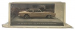 ALTAYA - 007 JAMES BOND CARS COLLECTION - AMC MATADOR COUPE - THE MAN WITH THE GOLDEN GUN - Miniatura do carro  do icônico personagem James Bond, o espião 007, o AMC Matador Coupe do filme O Homem com a Pistola de Ouro, em escala 1:43, feito em metal com partes plásticas, protegido em uma caixa expositora de acrílico com cenário embutido. Ano: 2008. Lacrada.