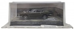 ALTAYA - 007 JAMES BOND CARS COLLECTION - ASTON MARTIN DBS - ON HER MAJESTY'S SECRET SERVICE - Miniatura do carro  do icônico personagem James Bond, o espião 007, o Aston Martin DBS do filme A Serviço Secreto de Sua Majestade, em escala 1:43, feito em metal com partes plásticas, protegido em uma caixa expositora de acrílico com cenário embutido. Ano: 2008. Lacrada.