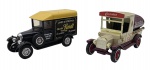 MATCHBOX -  MODELS OF YESTERYEAR - Lote com 2 miniaturas Matchbox, feitas na Inglaterra, antigas,  retratando 1929 MORRIS LIGHT VAN e FORD MODEL T, em escala 1:47, com partes móveis, rodas livres, pneus de borracha e feita de metal com partes plásticas. Pode conter ínfimas marcas ou desgastes.